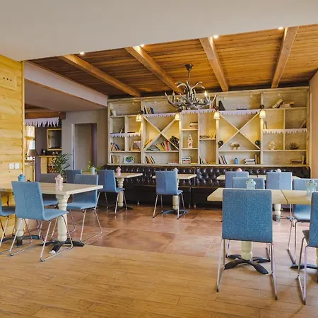 Apartmanhotel Cornelia Deluxe