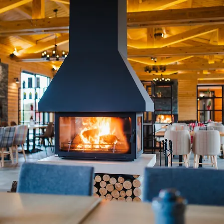 Cornelia Deluxe 4* Bansko