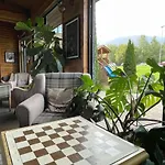 Hotel apartamentowy Cornelia Deluxe 4*