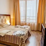 Cornelia Deluxe 아파트호텔 4*
