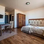 Cornelia Deluxe 4* 반스코
