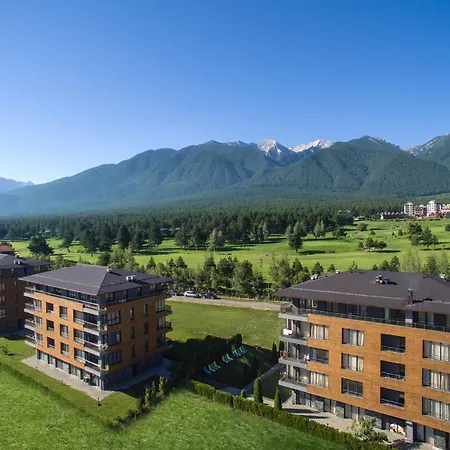 Cornelia Deluxe 4* Банско