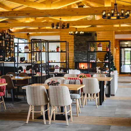 Cornelia Deluxe Hotel de apartamente