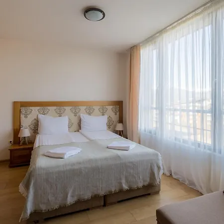 Aparthotel Cornelia Deluxe