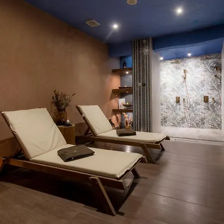 Cornelia Deluxe 4* Bansko