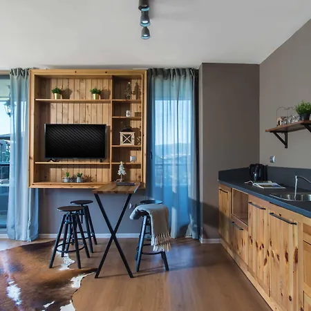 Cornelia Deluxe Appart hôtel 4*