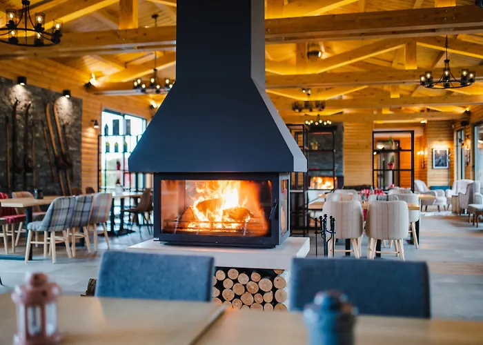 Cornelia Deluxe 4* Банско