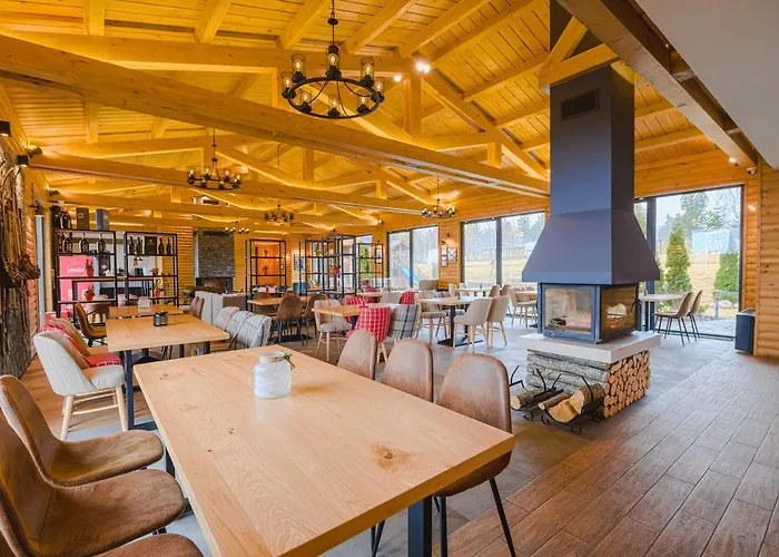 Cornelia Deluxe 4* Банско